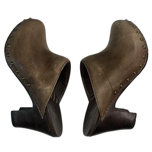 Dansko Women’s Rae Distressed Studded Brown Leather Heeled Clog US 38 EU 7.5 - Picture 5 of 6